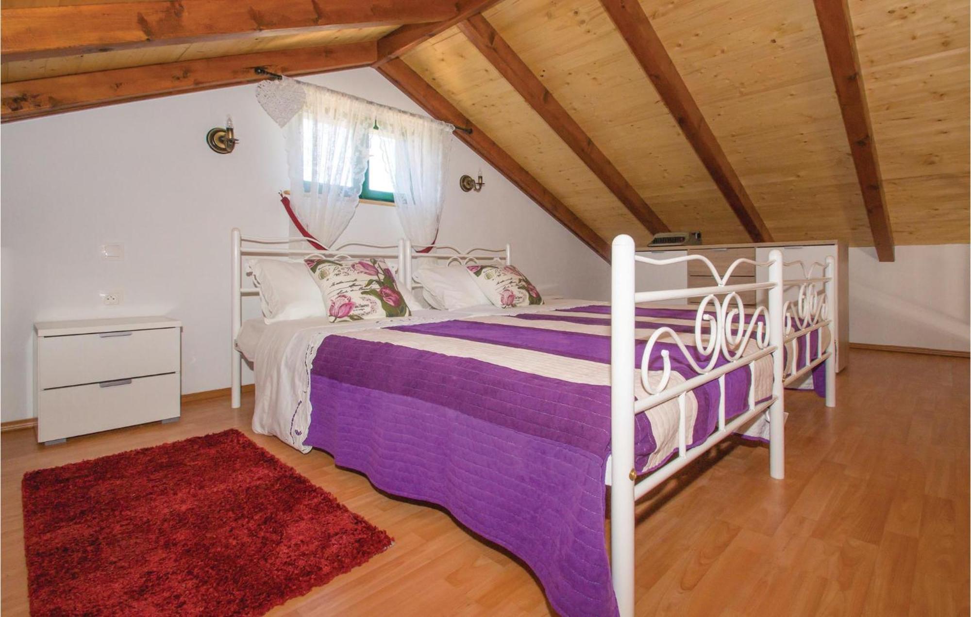 Awesome Home In Smokvica With Kitchen Eksteriør bilde